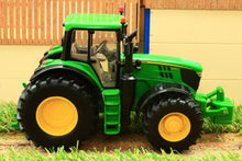 Load image into Gallery viewer, 43150A1 BRITAINS JOHN DEERE 6195M TRACTOR