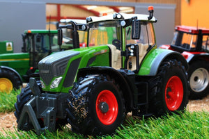 43177 Britains Fendt 828 Vario Tractor