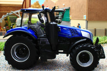 Load image into Gallery viewer, 43216 BRITAINS NEW HOLLAND T8.435 TRACTOR