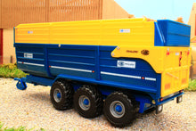 Load image into Gallery viewer, 43284 Britains Kane Half-Pipe Triple Axle Silage Trailer