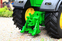 Load image into Gallery viewer, 43289 Britains John Deere 8R 370 Tractor