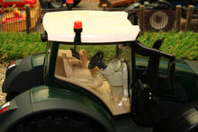 Load image into Gallery viewer, 43290 Britains Fendt 824 Vario PROFI Special Edition Tractor
