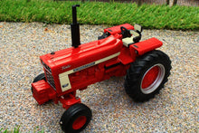 Load image into Gallery viewer, 43294 Britains Case International Harvester Farmall 1066 Tractor
