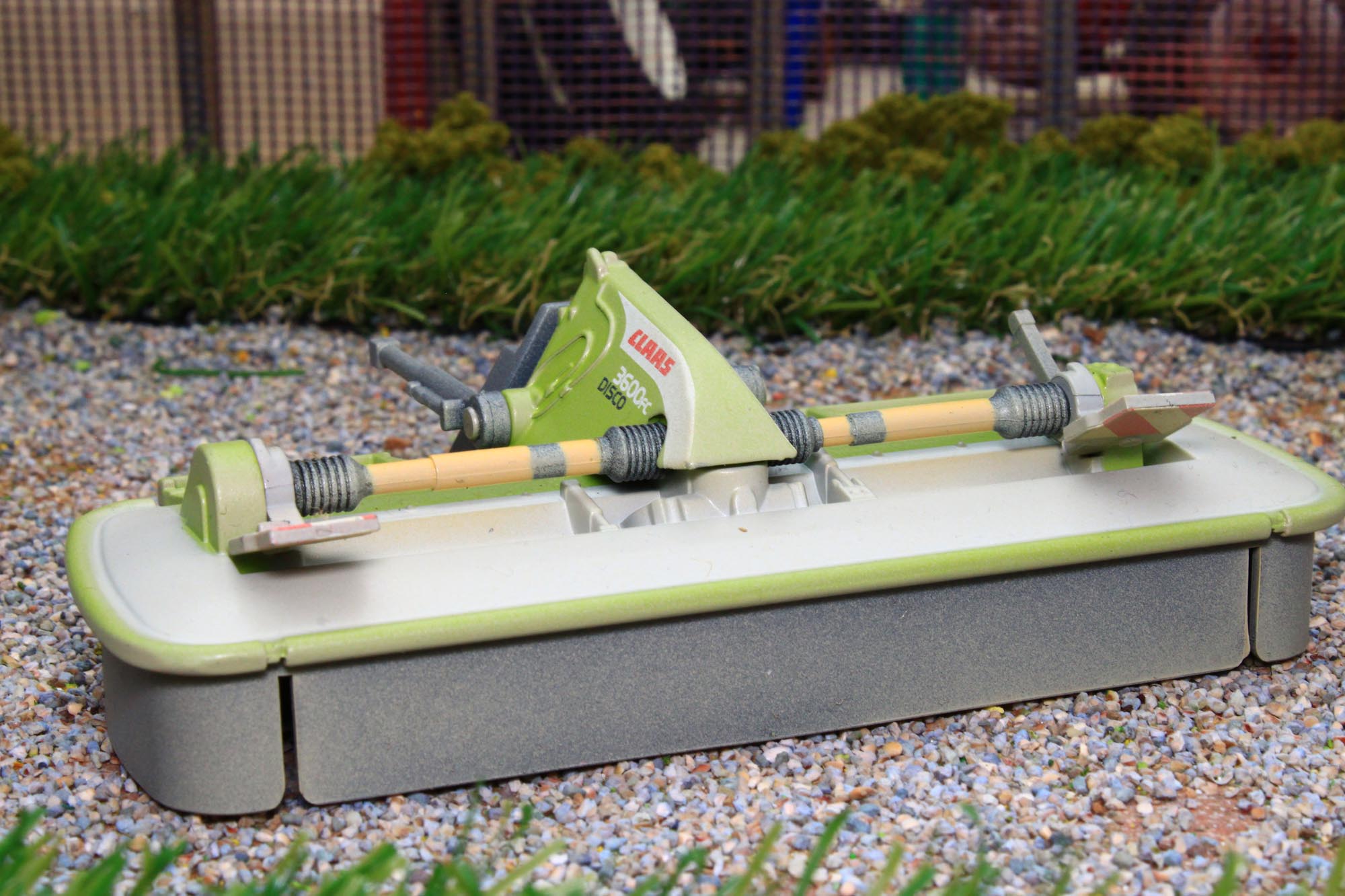 Butterfly Riding Mow 43302(W) Weathered Britains Claas Disco Front Mower - Dusty Effect ...