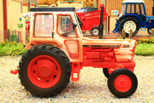Load image into Gallery viewer, 43307 Britains Weathered David Brown 1210 Tractor Heritage Collection
