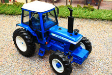 Load image into Gallery viewer, 43322 Britains Ford TW20 Tractor