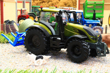Load image into Gallery viewer, 43323 Britains Olive Green Valtra Playset inc. Bale Lifter and Cow Feeder