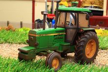 Load image into Gallery viewer, 43327(W) Weathered Britains Limited Edition John Deere 3140 2WD Tractor