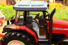Load image into Gallery viewer, 43335 Britains Massey Ferguson 6290 Heritage Tractor &amp; Harrow Playset