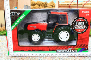 43342 Britains Valtra Valmet 8950 Tractor (Fans' Choice!) 1:32 Scale
