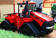 Load image into Gallery viewer, 44146 Britains &#39;Prestige Collection&#39; Case IH 580 Quadtrac Tractor - front right qtr