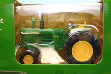 Load image into Gallery viewer, 47024 Britains Limited Edition Farm Building With John Deere Tractor And Animals Buildings &amp; Stables