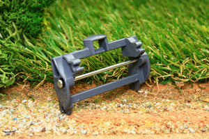 6713 SIKU FRONT LOADER ADAPTER FOR RADIO CONTROL