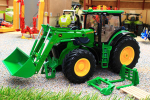 6792 Siku Remote Control Bluetooth John Deere 7310R with loader