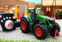 Load image into Gallery viewer, 6880 Siku 1:32 Scale Radio Control Fendt 939 Tractor