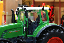 Load image into Gallery viewer, 6880 Siku 1:32 Scale Radio Control Fendt 939 Tractor Models