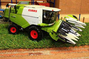 W7818 WIKING CLAAS TUCANO 570 COMBINE HARVESTER WITH CONSPEED 8.75 CORN HEADER