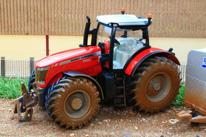 8608 SIKU MUDDY MASSEY FERGUSON TRACTOR WITH IFOR WILLIAMS STOCK TRAILER AND 2 COWS