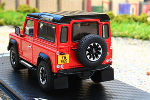 ALM410215 ALMOST REAL 1:43 SCALE Land Rover Defender 90 Works V8 70th Edition 2017 Red