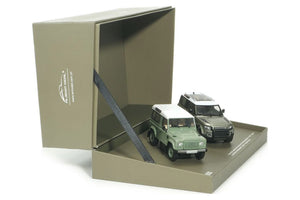 ALM410700 Almost Real Land Rover 2-Car Set - Defender 90 from 2015 and 2020