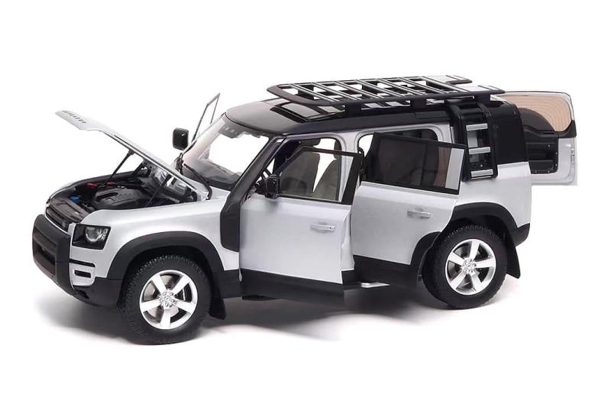 ALM810806 Almost Real 1:18 Scale Land Rover Defender 110 - Indus Silver  (New)