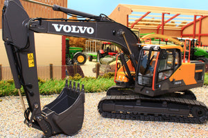AT3200115 AT Collections 1:32 Scale Volvo EC220E Crawler Excavator on tracks with S70 Quickcoupler Bucket with teeth