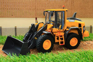 AT3200120 AT COLLECTIONS VOLVO L60H WHEELED LOADER