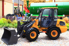Load image into Gallery viewer, AT3200164 AT Collections 1:32 Scale Volvo L25 Compact Loader Electric
