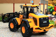 Load image into Gallery viewer, AT3200180 JCB 435S Stage V Agri Wheel Loader with Grass Fork