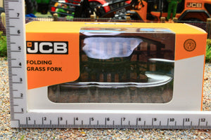 AT3200181 AT Collections 1:32 Scale JCB Agri Folding Grass Fork - Fits AT Volvo L60H
