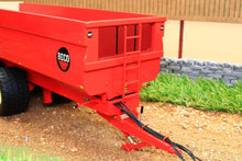 Load image into Gallery viewer, At3200501 At Collection Beco Super 1800 Tipping Trailer Tractors And Machinery (1:32 Scale)