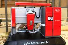 Load image into Gallery viewer, AT3200502 LELY ASTRONAUT A5 MILKING ROBOT