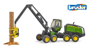B02135 BRUDER JOHN DEERE FORESTRY HARVESTER 1270 WITH TREE TRUNK