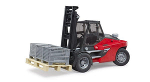 B02513 Bruder Linde HT160 Forklift, Pallet and Cages