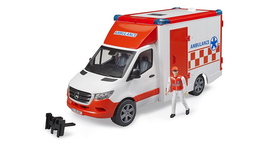 B02676 Bruder 1 16 Scale Mercedes Benz Ambulance with Driver Light an Brushwood Toys