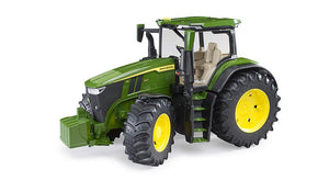 B03150 Bruder John Deere 7R 350 Tractor