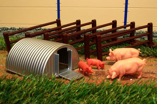 43140A1 BRITAINS PIG PEN AND FENCE SET