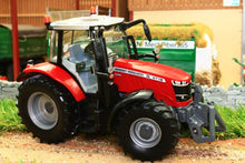Load image into Gallery viewer, 43235 BRITAINS MASSEY FERGUSON 6718S TRACTOR