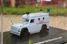 Load image into Gallery viewer, BOS87810 BOS 187 Scale Land Rover Tangi Police Northern Ireland 1986