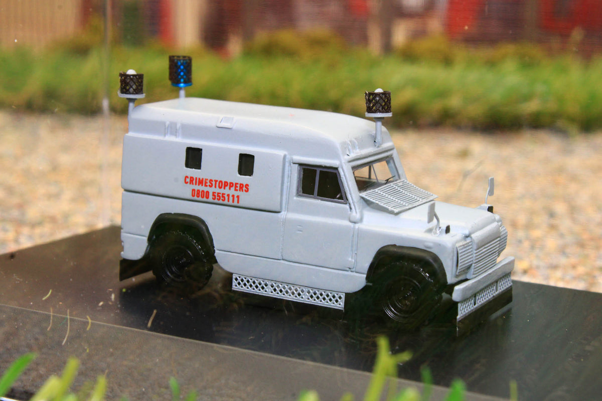 BOS87810 Best of Show 1:87 Scale Land Rover Tangi Police Northern Irel ...