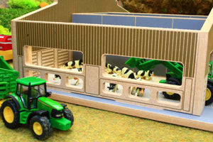 Feed barriers in BT1870 1:87 Scale Multi-Purpose Farm Building
