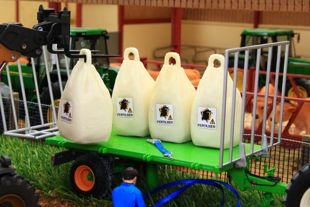 BT3045 Dumpy Bags (x4) – Brushwood Toys