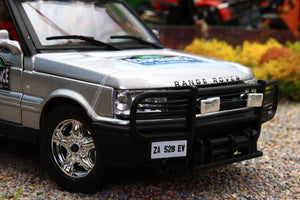 BUR22061 Burago 124 Scale Range Rover Experience Vehicle