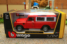 Load image into Gallery viewer, BUR22063 BURAGO 1:24 SCALE LAND ROVER SERIES II IN RED