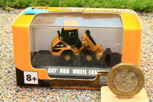 Load image into Gallery viewer, DCM1874 Die Cast Masters 1:87 Scale CAT Wheeled Loader