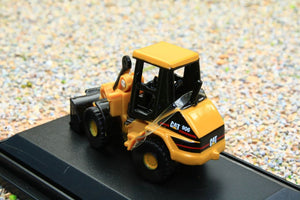 DCM1874 Die Cast Masters 1:87 Scale CAT Wheeled Loader