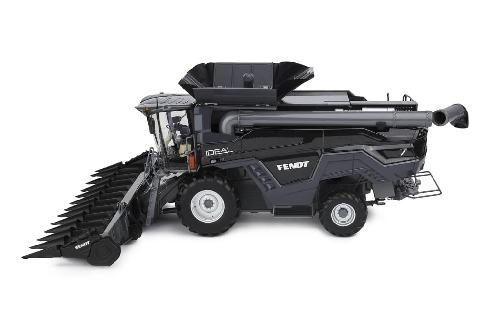 R951044 ROS AGCO Fendt Ideal Combine with Corn Header