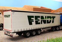 Load image into Gallery viewer, Mm1902-01-01 Marge Models Pacton Curtainside Trailer - Fendt Livery Tractors And Machinery (1:32