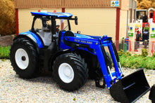 Load image into Gallery viewer, 6797 Siku Radio Controlled New Holland T7.315 4wd Tractor with front loader with Blue Tooth App to work via mobile phone
