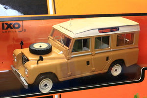 IXOCLC376 IXO 1:43 Scale Land Rover Series III 109 Station Wagon 4x4 in Beige 1958